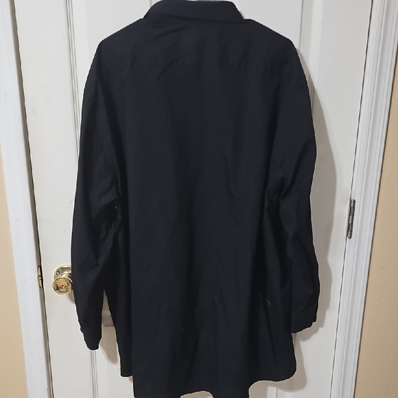 Men's Pierre Cardin Black Dress Shirt - Picture 3 of 3